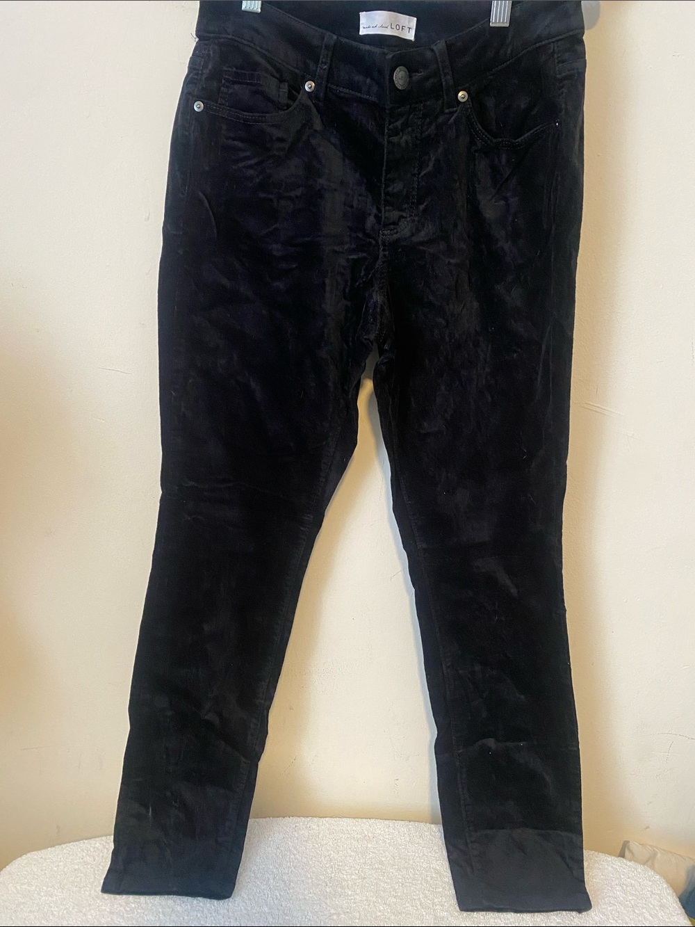 LOFT Women's Black Velvet Straight-Leg Pants